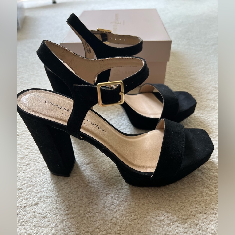 Chinese Laundry Alana Black Platform Heels